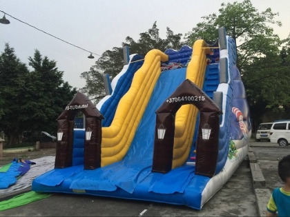 inflatable christmas slide