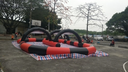 go kart inflatable track fie...