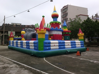 inflatable bouncer playgroun...