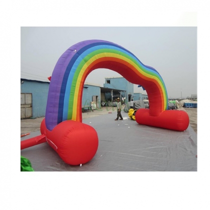 rainbow inflatable heart arc...