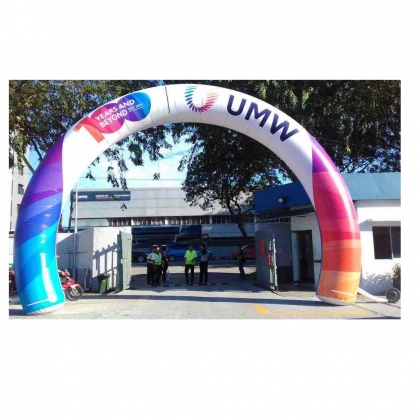 round inflatable entrance ar...