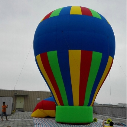 Inflatable cold air balloon