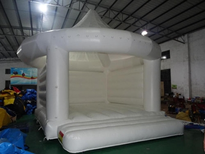 inflatable white wedding bou...