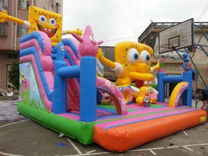inflatable SpongeBob playgro...