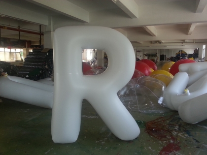 R letter inflatable balloon