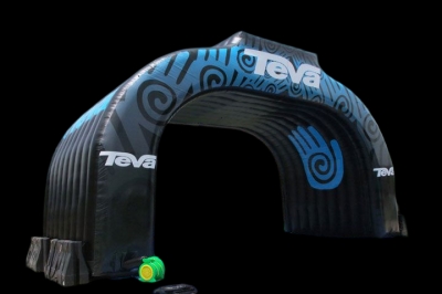 inflatable arch tunnel entra...