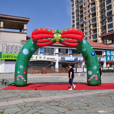 Outdoor Inflatable Christmas...