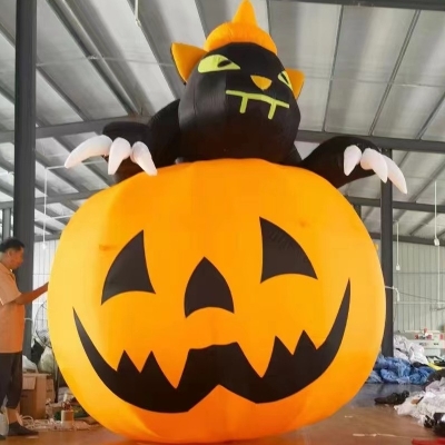 inflatable halloween cat wit...