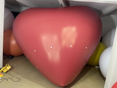 giant red inflatable heart b...