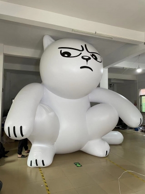 giant inflatable white cat b...