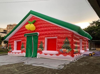 Inflatable Santas Grotto/Chr...