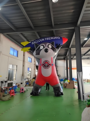 inflatable raccoon animal ra...
