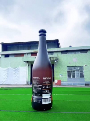 Inflatalbe bottle replica in...