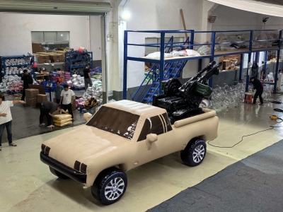 Inflatable Military Truck De...
