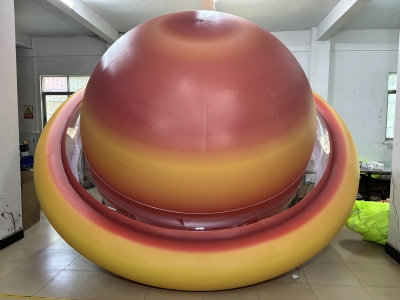 inflatable planet saturn bal...