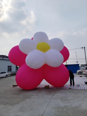 giant inflatable flower deco...