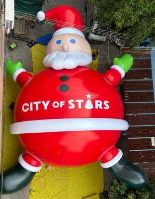 inflatable santa cartoon chr...